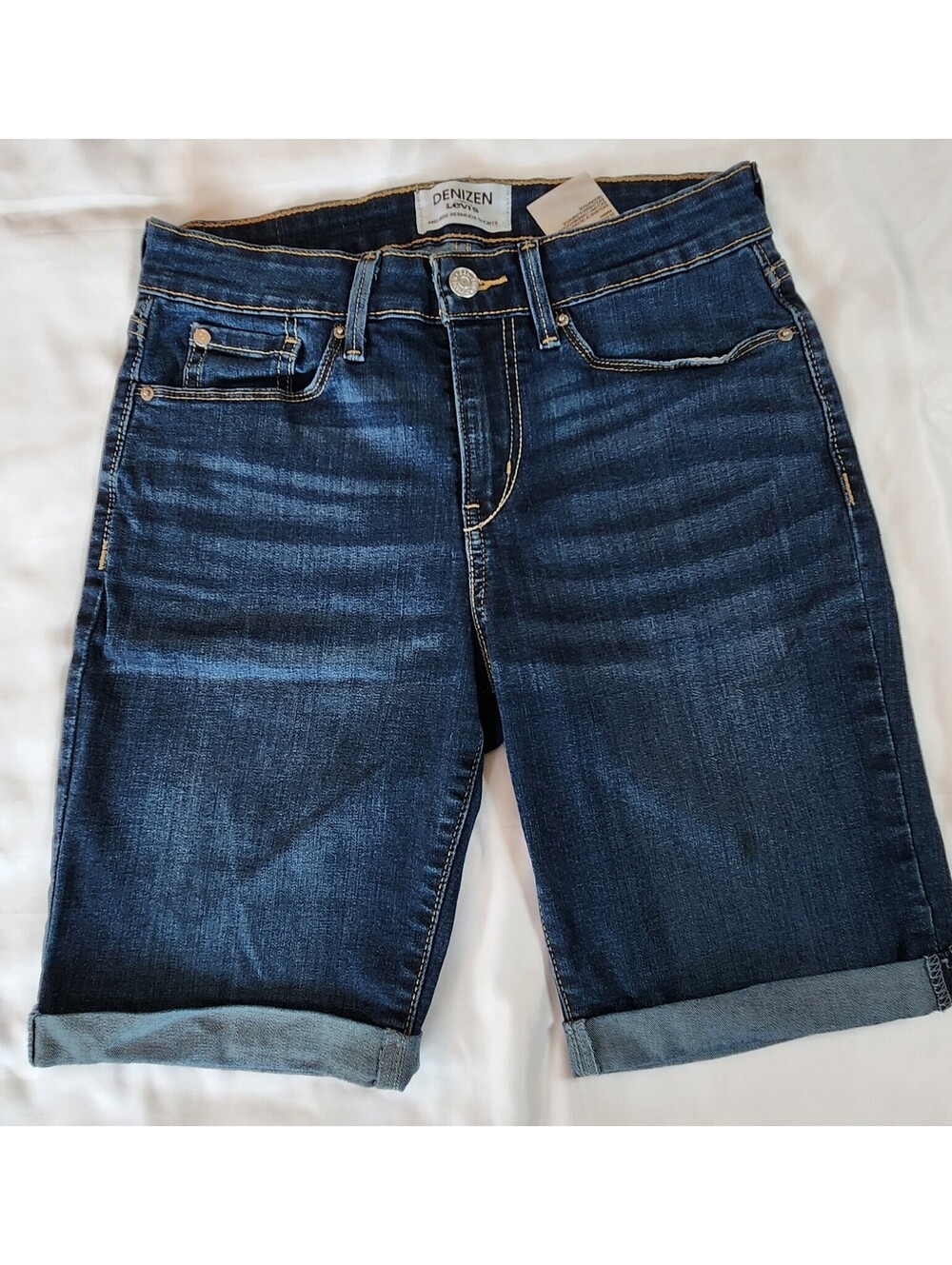 Denizen Levi's Women's Size 4 Midrise Modern Bermuda Jean Shorts Dark Wash
